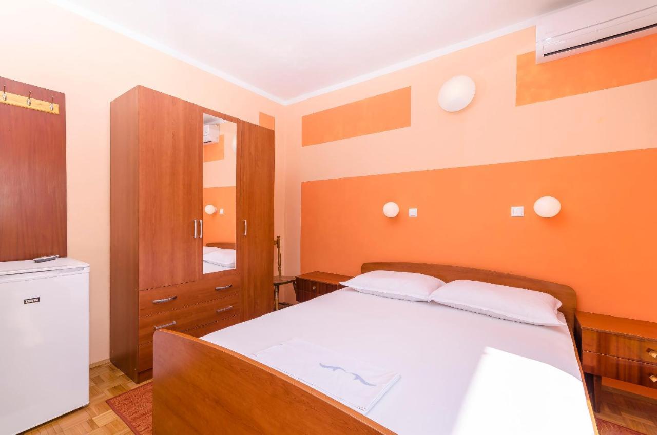 Rooms Dejana Vodice Exterior foto