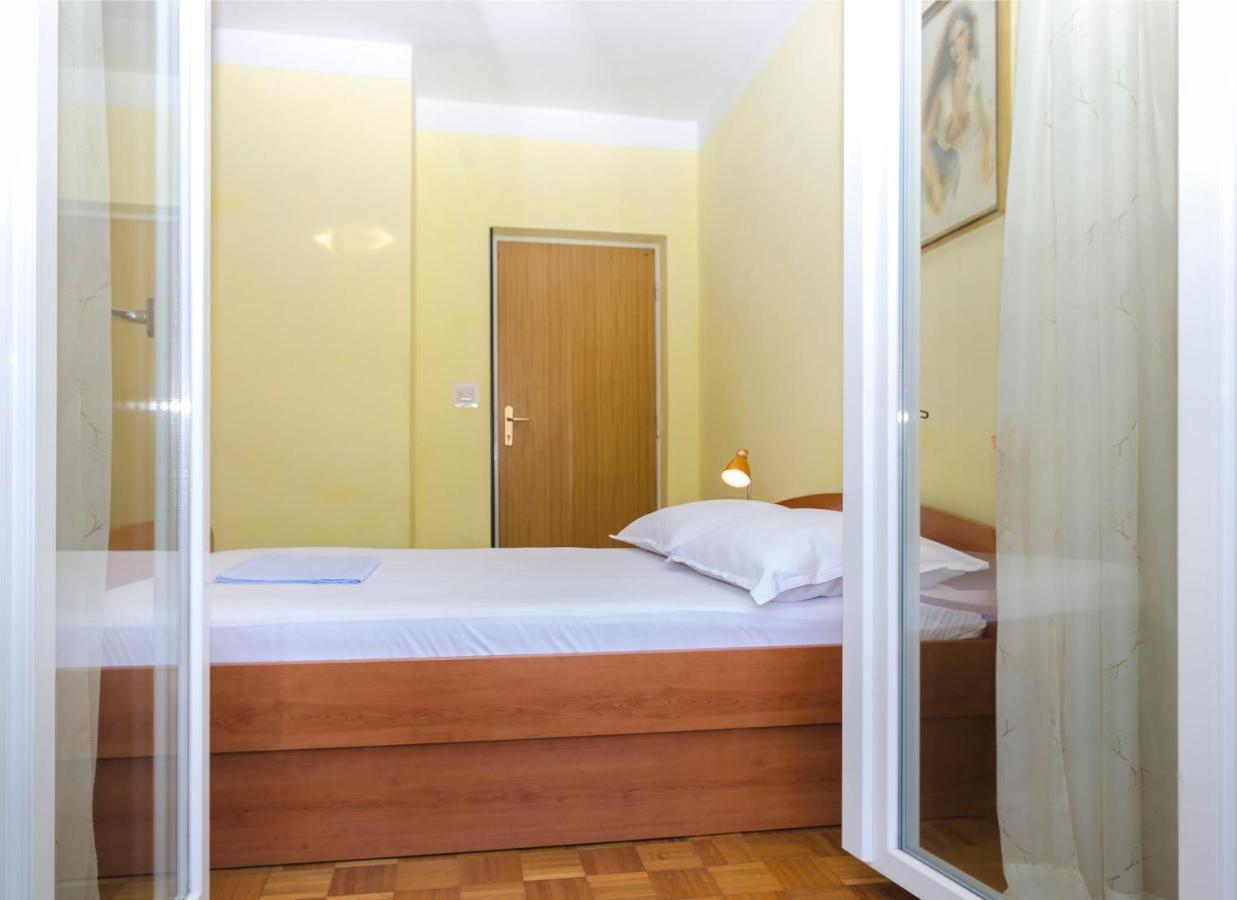 Rooms Dejana Vodice Exterior foto